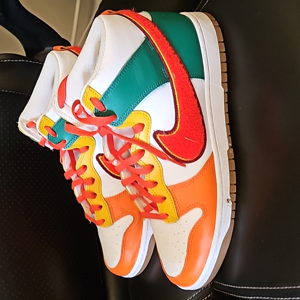 Nike Dunk High Retro